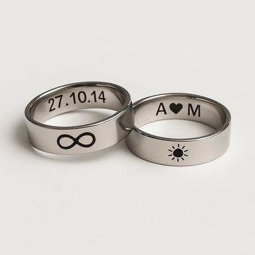 Couple band with customisation on it 
