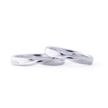 Customise silver couple mobius ring 