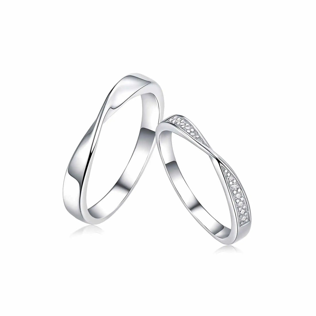 A pair of Mobius Moissanite sterling silver couple rings 