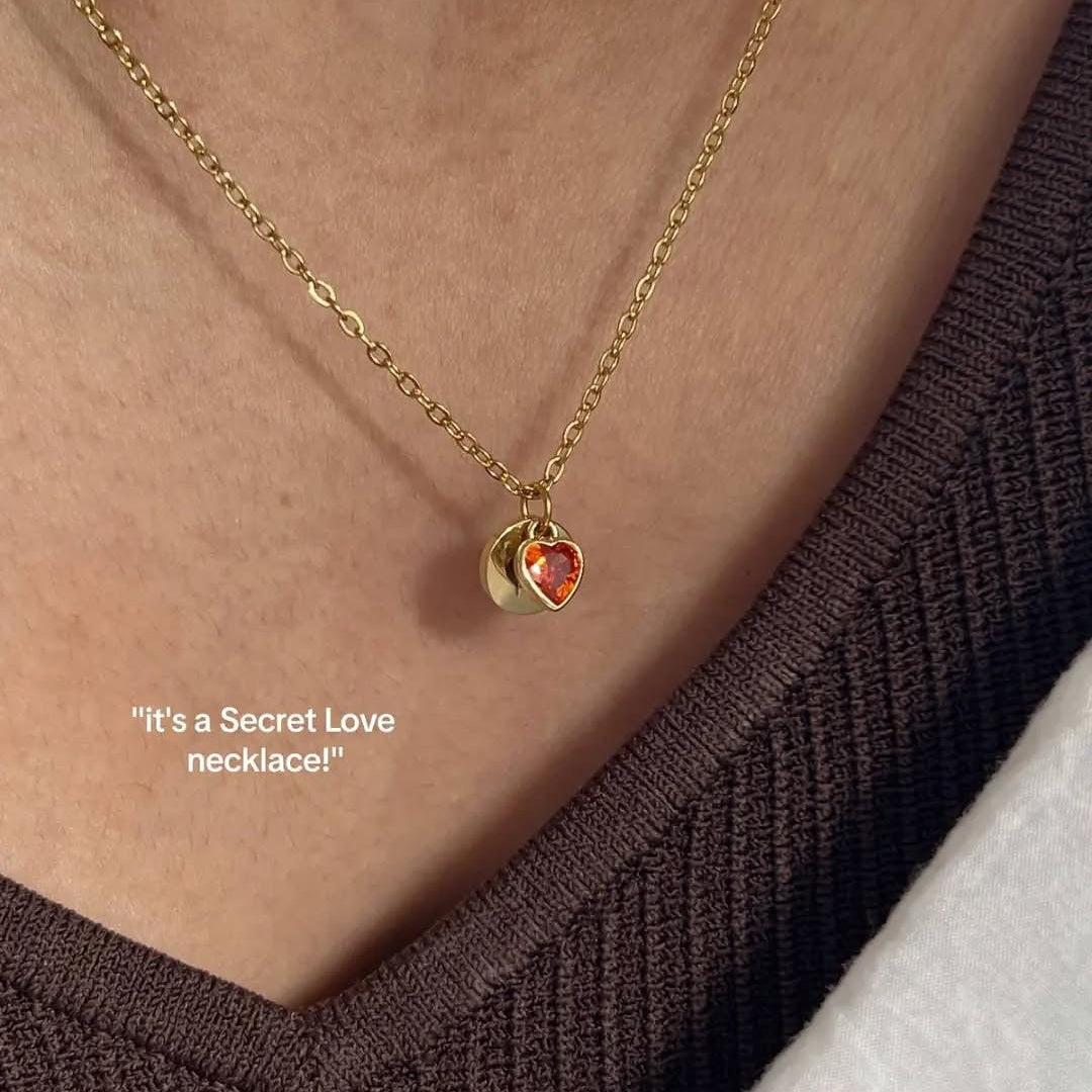 Secret love necklace 