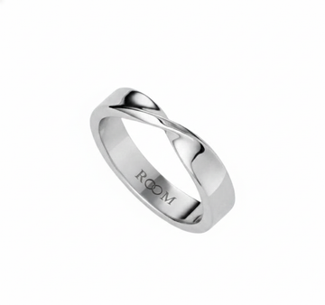 Silver mobius ring in 925 sterling silver