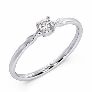 Silver ring with solitaire stone 